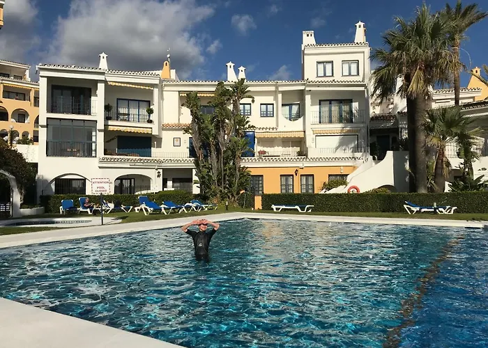Cabopino Апартаменти